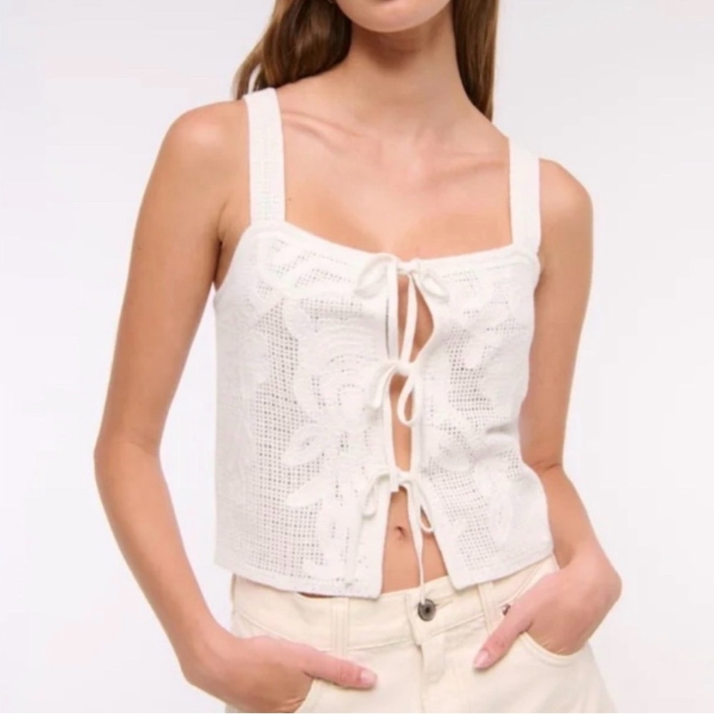 NWT ABERCROMBIE & FITCH crochet style tie front tank top size small white boho
